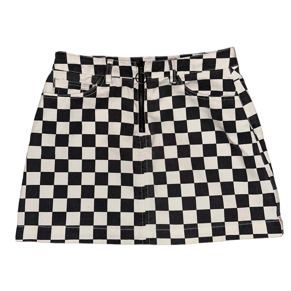 Checkered mini skirt
